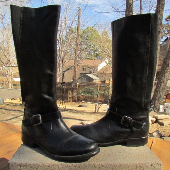 Clarks collections womens plaza pilot riding boots + FREE  Clarks Plaza Pilot Riding Boots in black leather